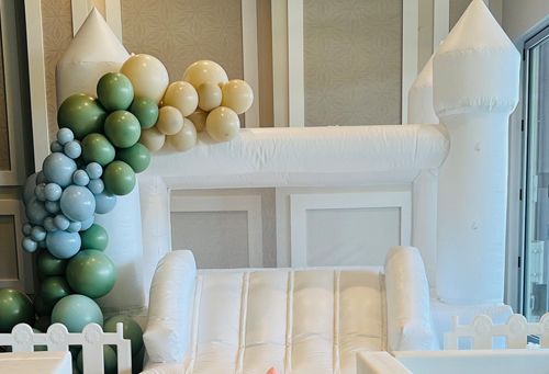 Luxe Soft Play Ball Pit & Bouncy Castle Rental